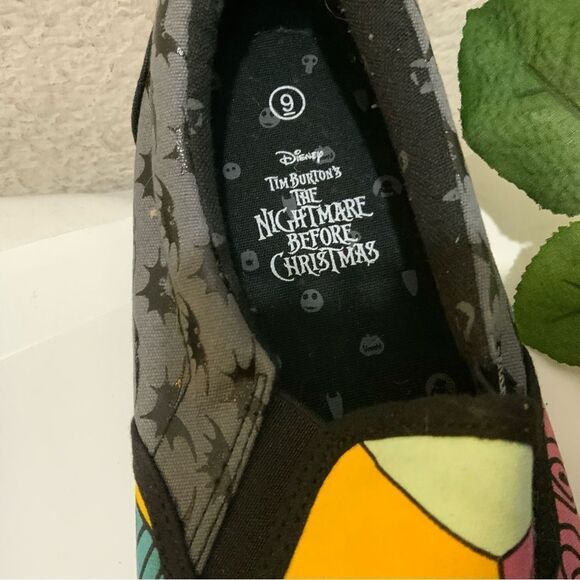 Disney X Ground Up Tim Burton's Nightmare Before Christmas Jack & Sally Loafer's - Picture 10 of 10
